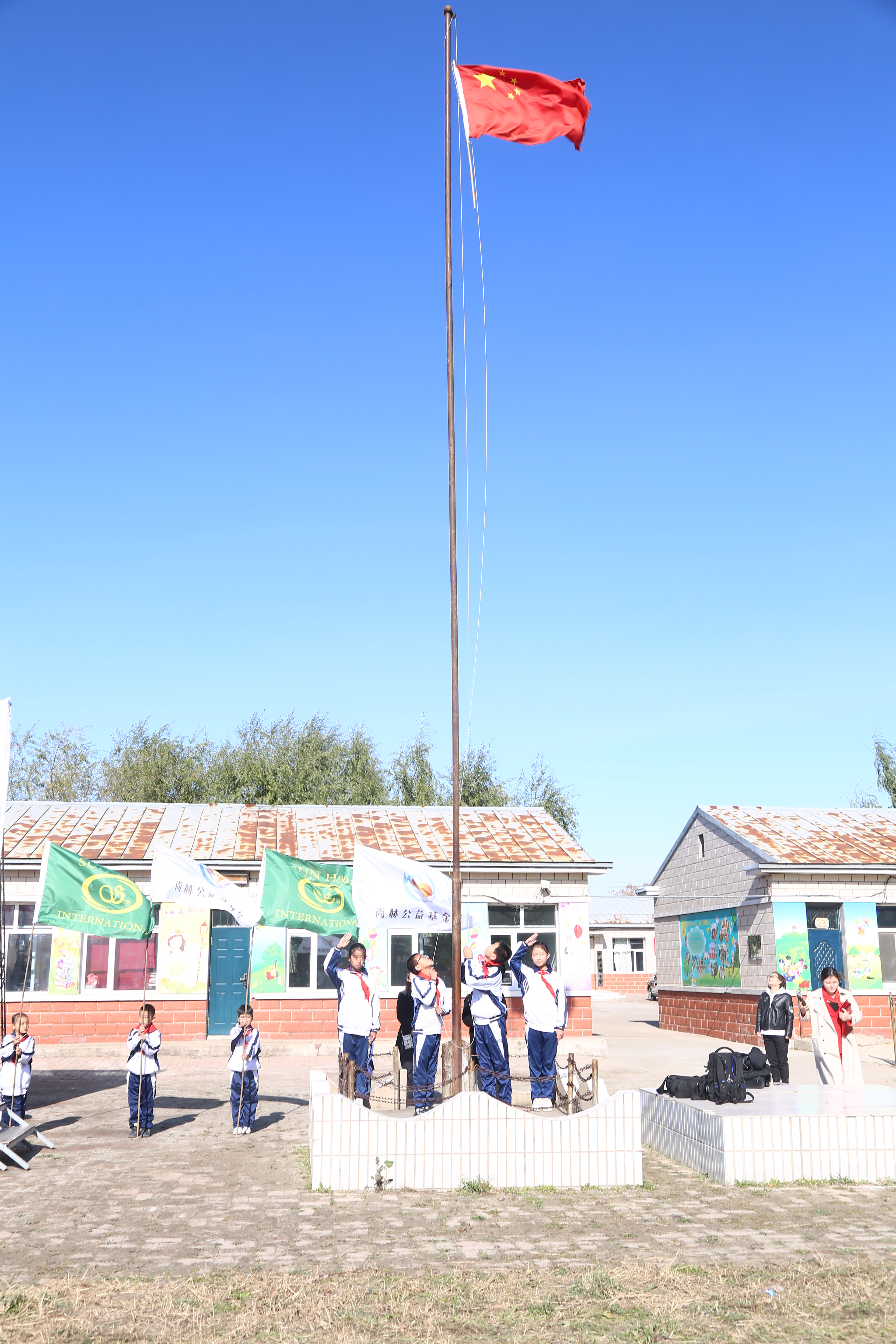 第194所 杜尔伯特蒙古族自治县铁东玩球体育徐超小学