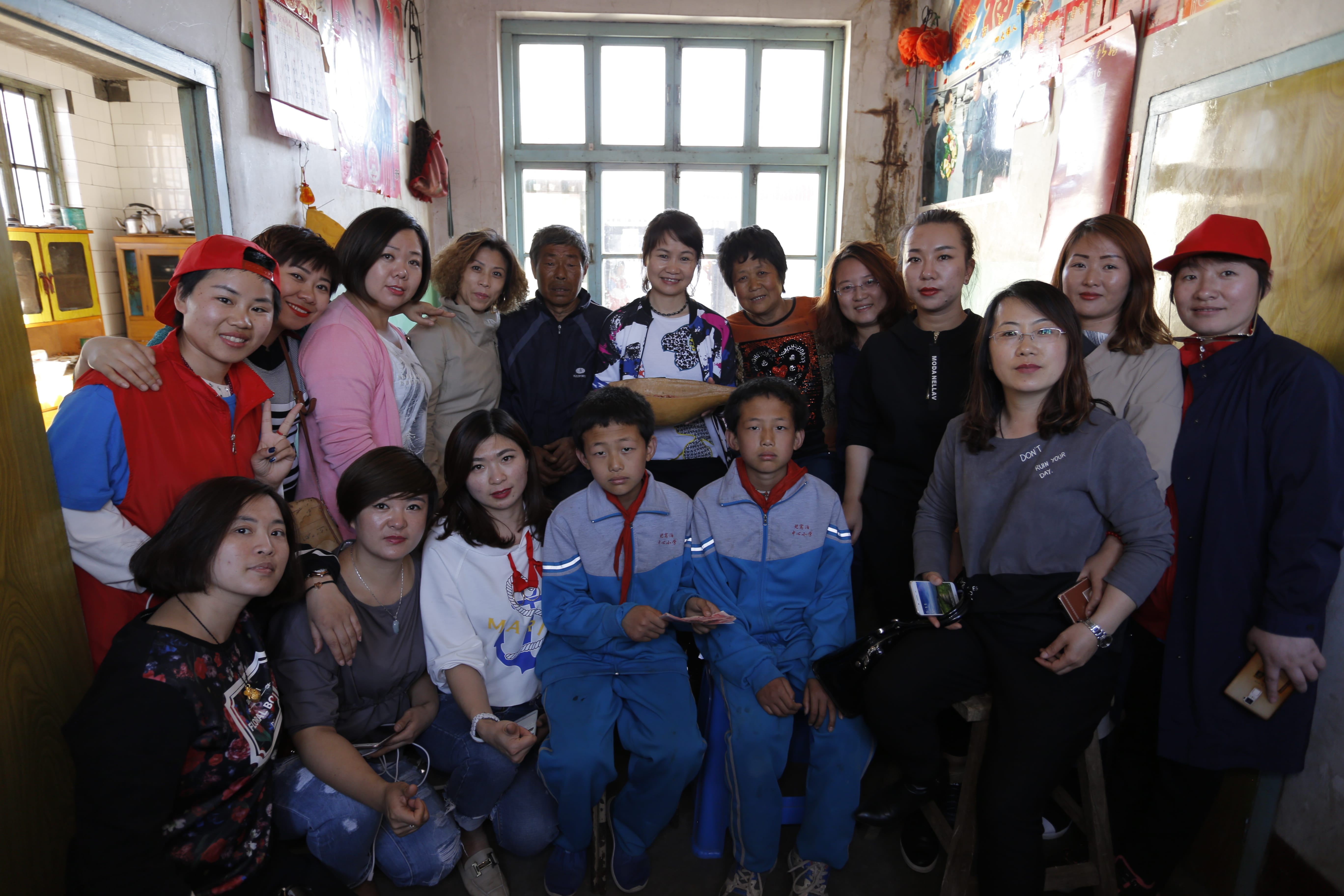 第83所 栖霞市蛇窝泊玩球体育马金荣小学 第83所 栖霞市蛇窝泊玩球体育马金荣小学