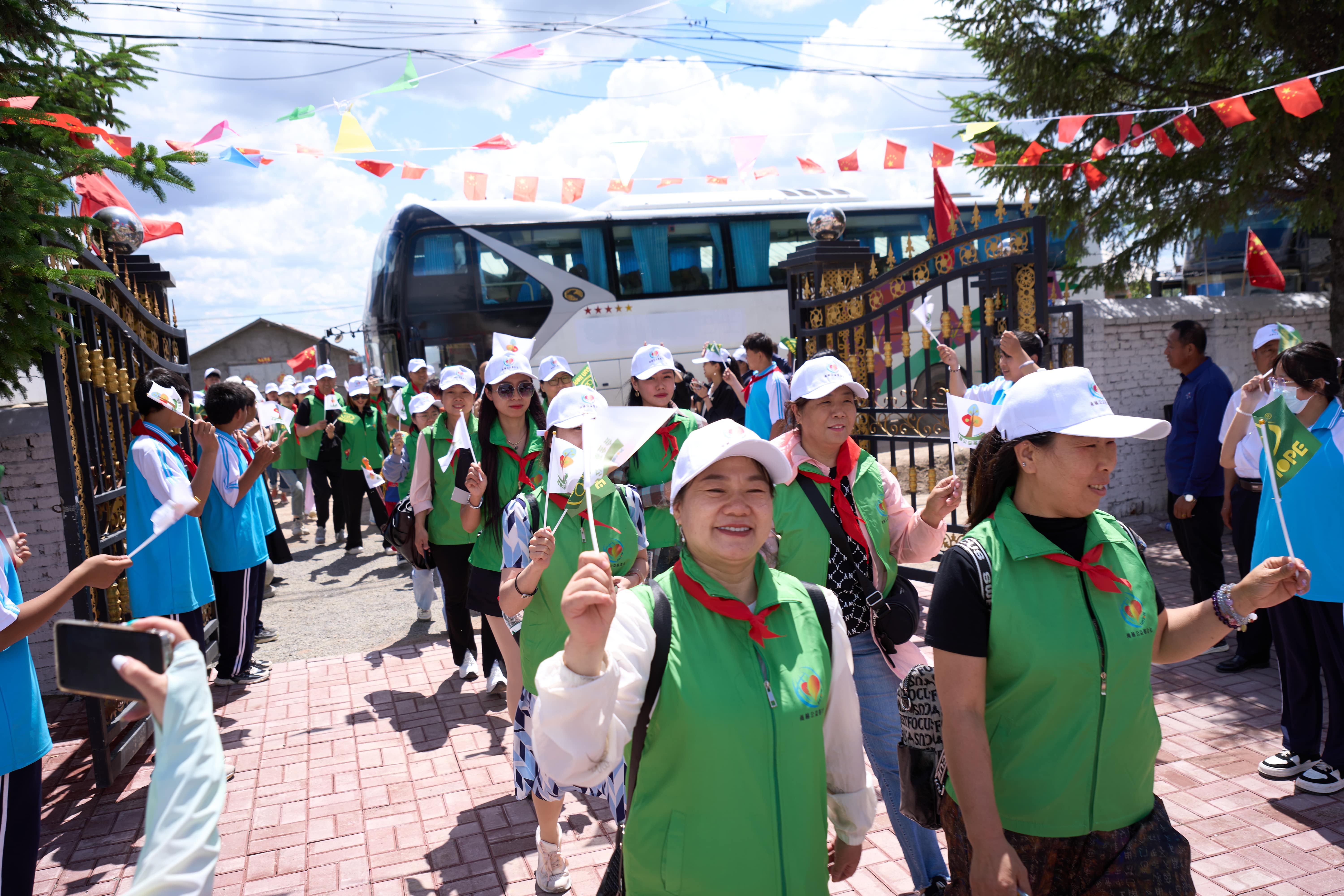 第254所 黑龙江巴彦县黑山镇民乐村玩球体育侯玉霞学校 第254所 黑龙江巴彦县黑山镇民乐村玩球体育侯玉霞学校