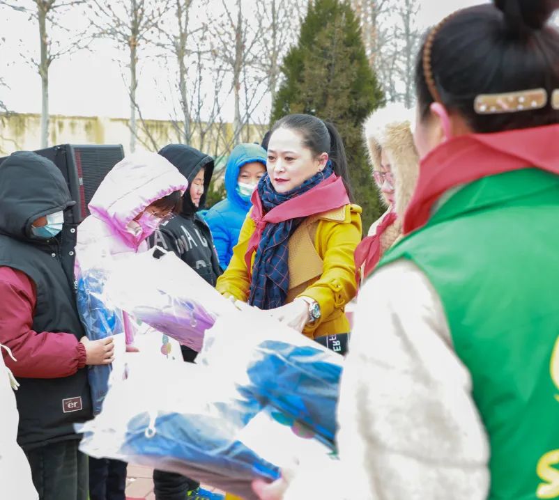 第244所 山东省平度市明村镇前楼玩球体育韩雪公益小学 第244所 山东省平度市明村镇前楼玩球体育韩雪公益小学