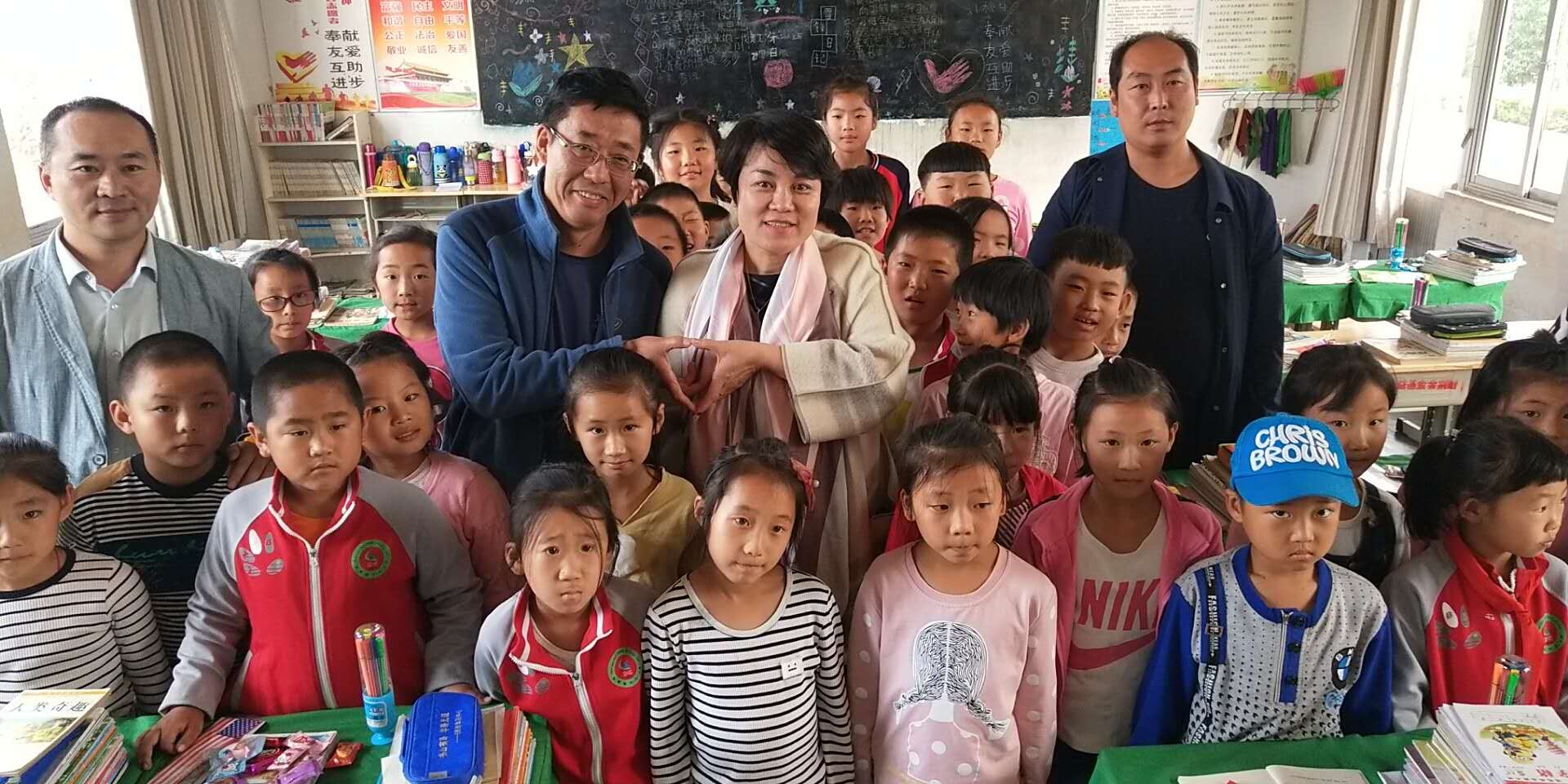 第177所 日照市东港区陈疃镇东辰玩球体育刘丽新小学