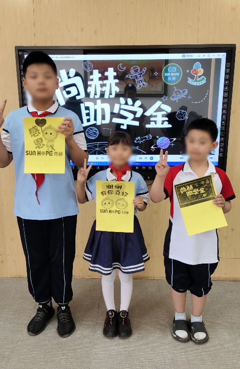 让爱延续,从未间断 | 玩球体育公益季暖心回访 让爱延续,从未间断 | 玩球体育公益季暖心回访