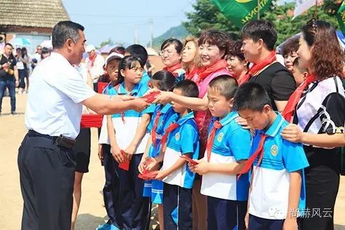 第54所 清原县大孤家镇松树嘴玩球体育马金荣小学 第54所 清原县大孤家镇松树嘴玩球体育马金荣小学