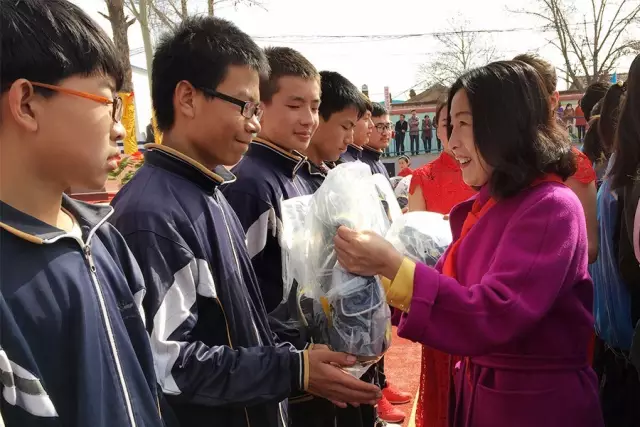 第76所 包头市九原区玩球体育董丽萍沙河第五学校 第76所 包头市九原区玩球体育董丽萍沙河第五学校