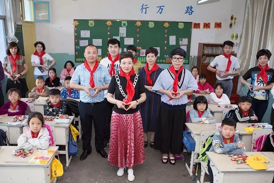 第81所 衢州市龙游县官潭福和玩球体育万宝雪小学 第81所 衢州市龙游县官潭福和玩球体育万宝雪小学