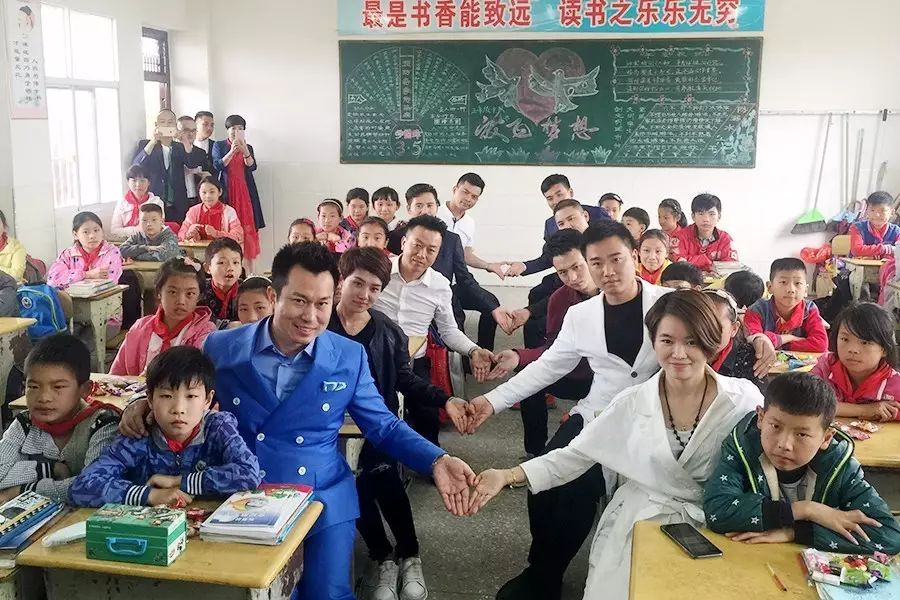 第97所 当阳市两河镇富里寺玩球体育刘建华小学 第97所 当阳市两河镇富里寺玩球体育刘建华小学