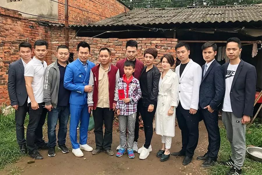 第97所 当阳市两河镇富里寺玩球体育刘建华小学 第97所 当阳市两河镇富里寺玩球体育刘建华小学