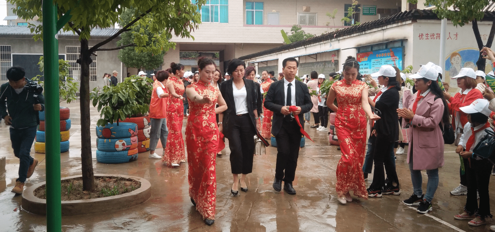第151所 石林彝族自治县路美邑中心学校鱼龙坝玩球体育李凤琼小学 第151所 石林彝族自治县路美邑中心学校鱼龙坝玩球体育李凤琼小学