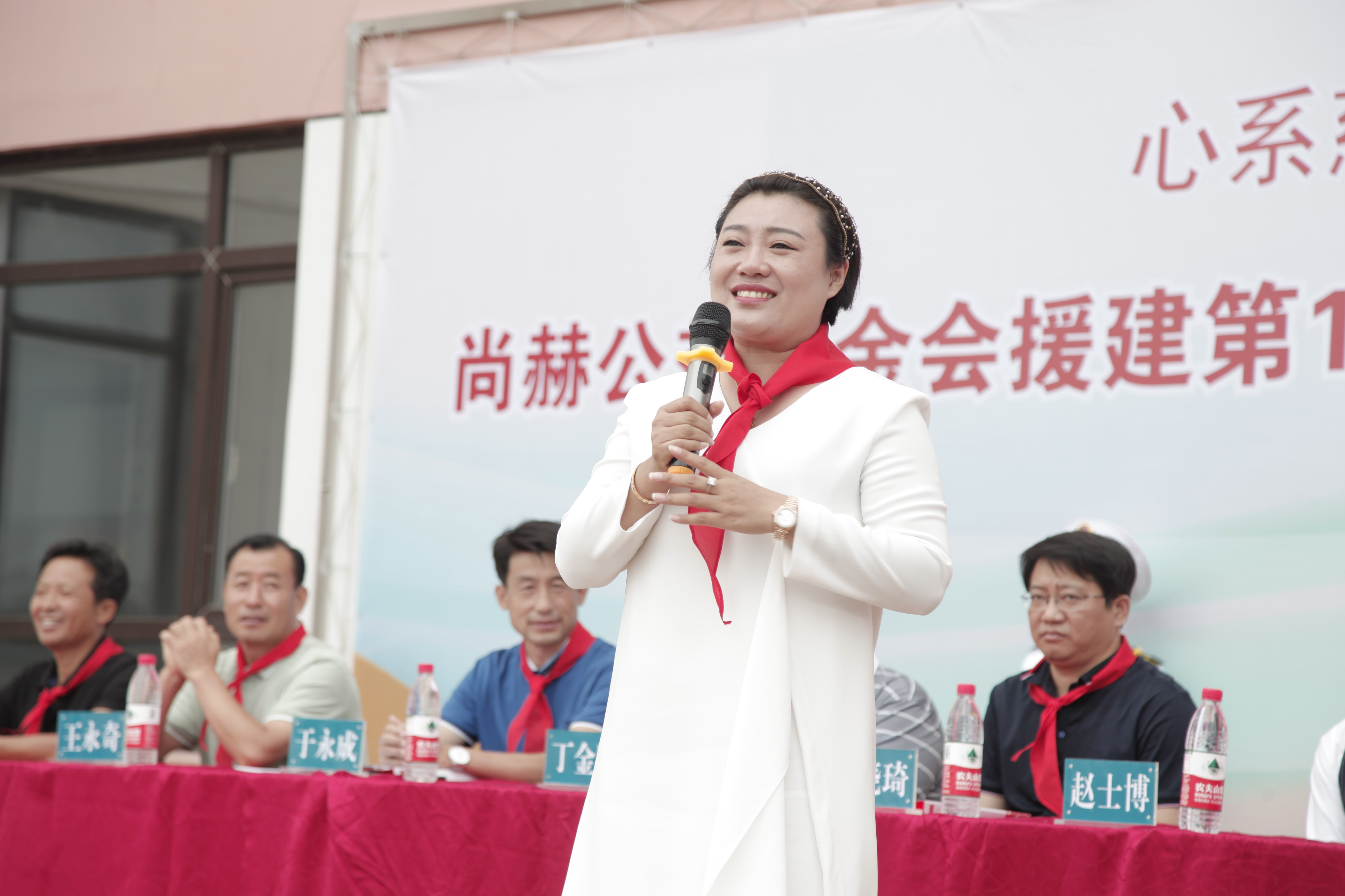 第160所 瓦房店市西杨乡玩球体育李佳燚小学 第160所 瓦房店市西杨乡玩球体育李佳燚小学