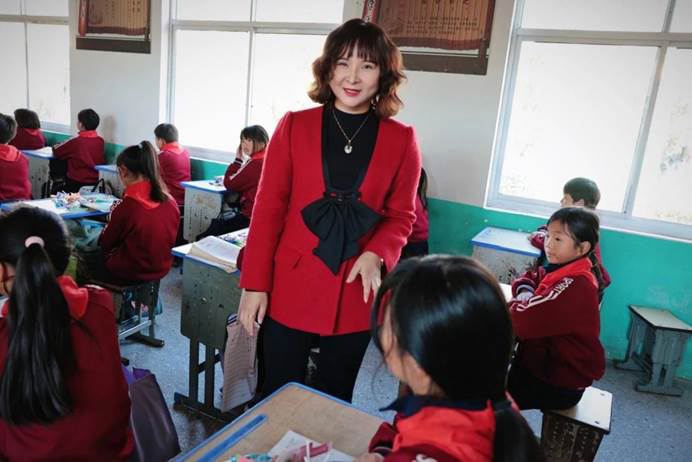 第240所 河南省商丘市夏邑县骆集乡中班口玩球体育祝红红小学 第240所 河南省商丘市夏邑县骆集乡中班口玩球体育祝红红小学