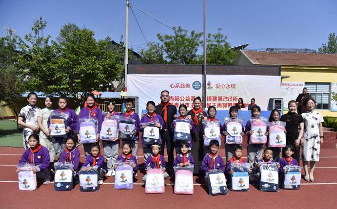 第253所 青州市王坟镇侯王玩球体育韩雪小学 第253所 青州市王坟镇侯王玩球体育韩雪小学